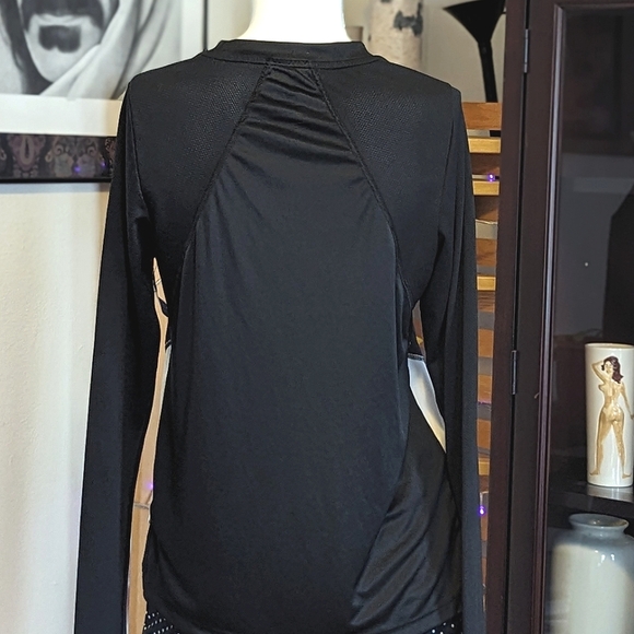 Boys Nike Dri-Fit Running Shirt - Picture 4 of 5